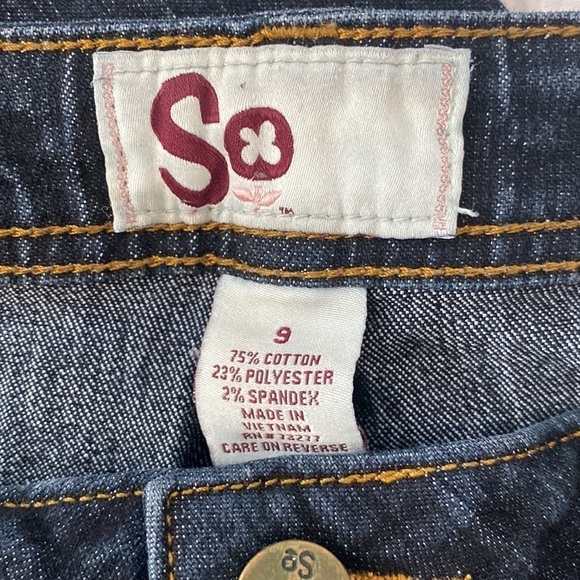 SO Low-Rise Skinny Jeans - Picture 10 of 11